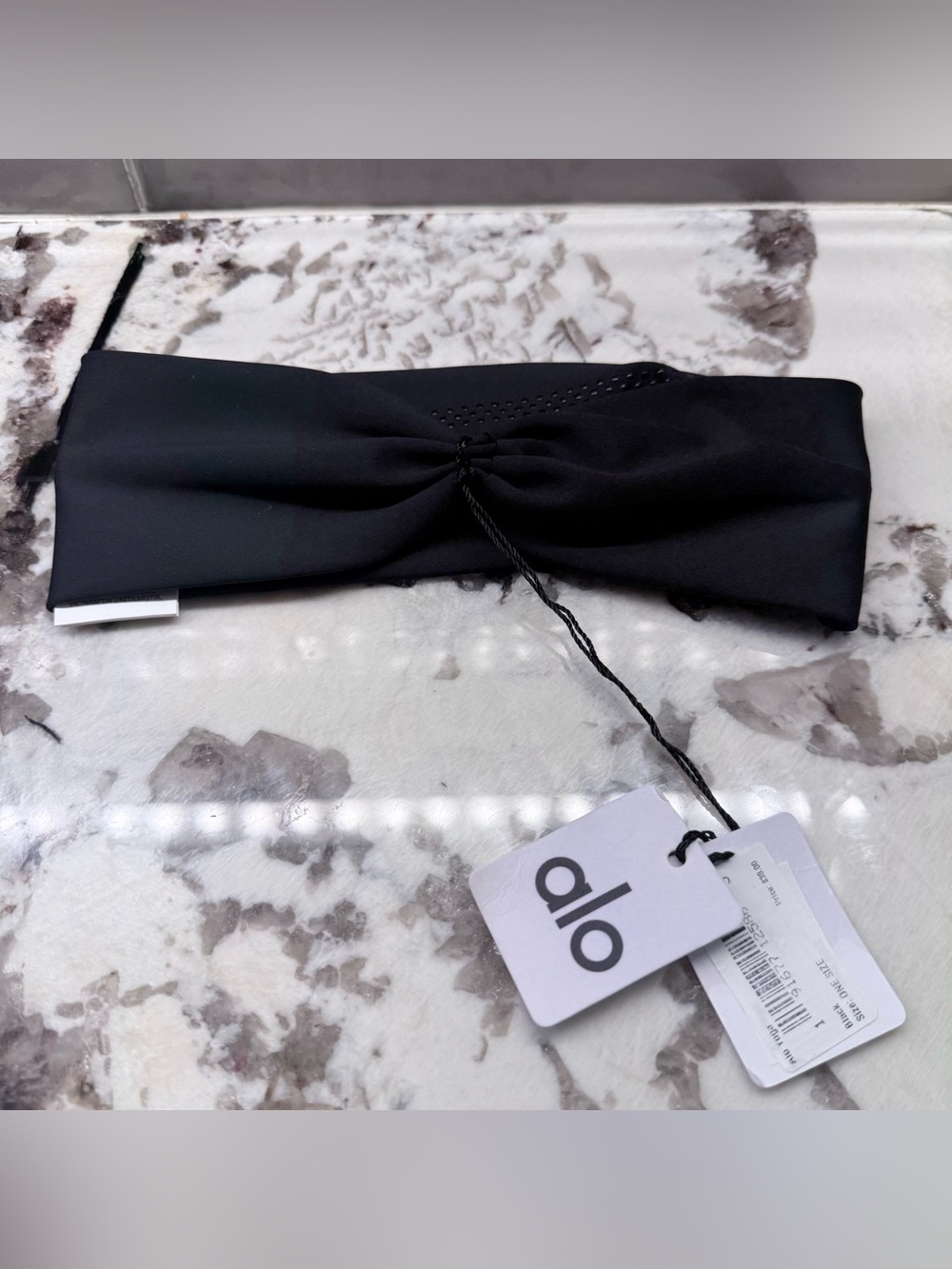 ALO Yoga Black Twist Headband with Logo Tag - Picture 2 of 4